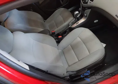 2015 Chevrolet Cruze 1Lt Auto из США, поврежденный, VIN 1G1PC5SB1F7293417